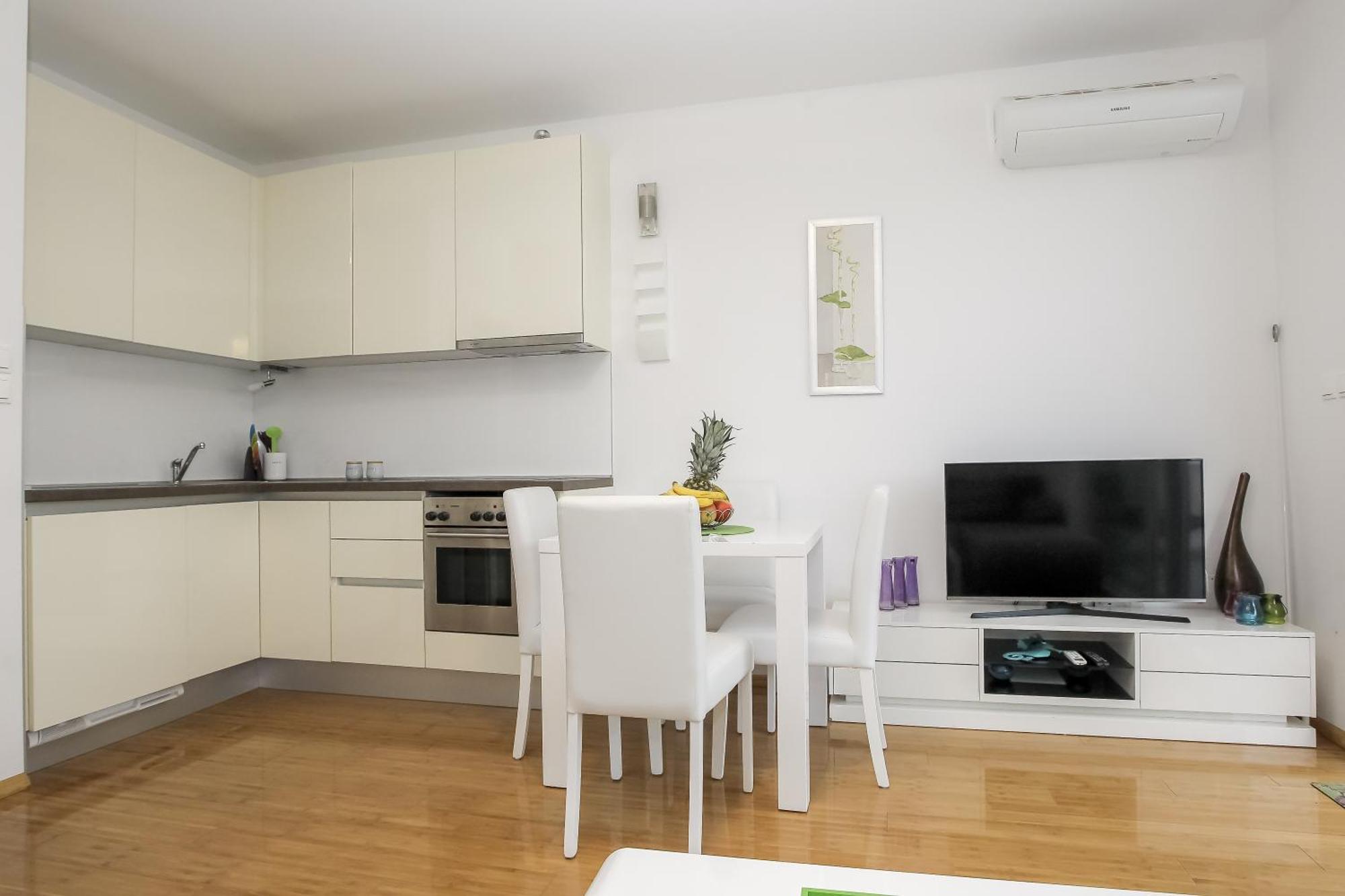 Apartments Tomana Novalja Bilik gambar